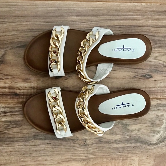 T TAHARI sandals - Picture 3 of 3